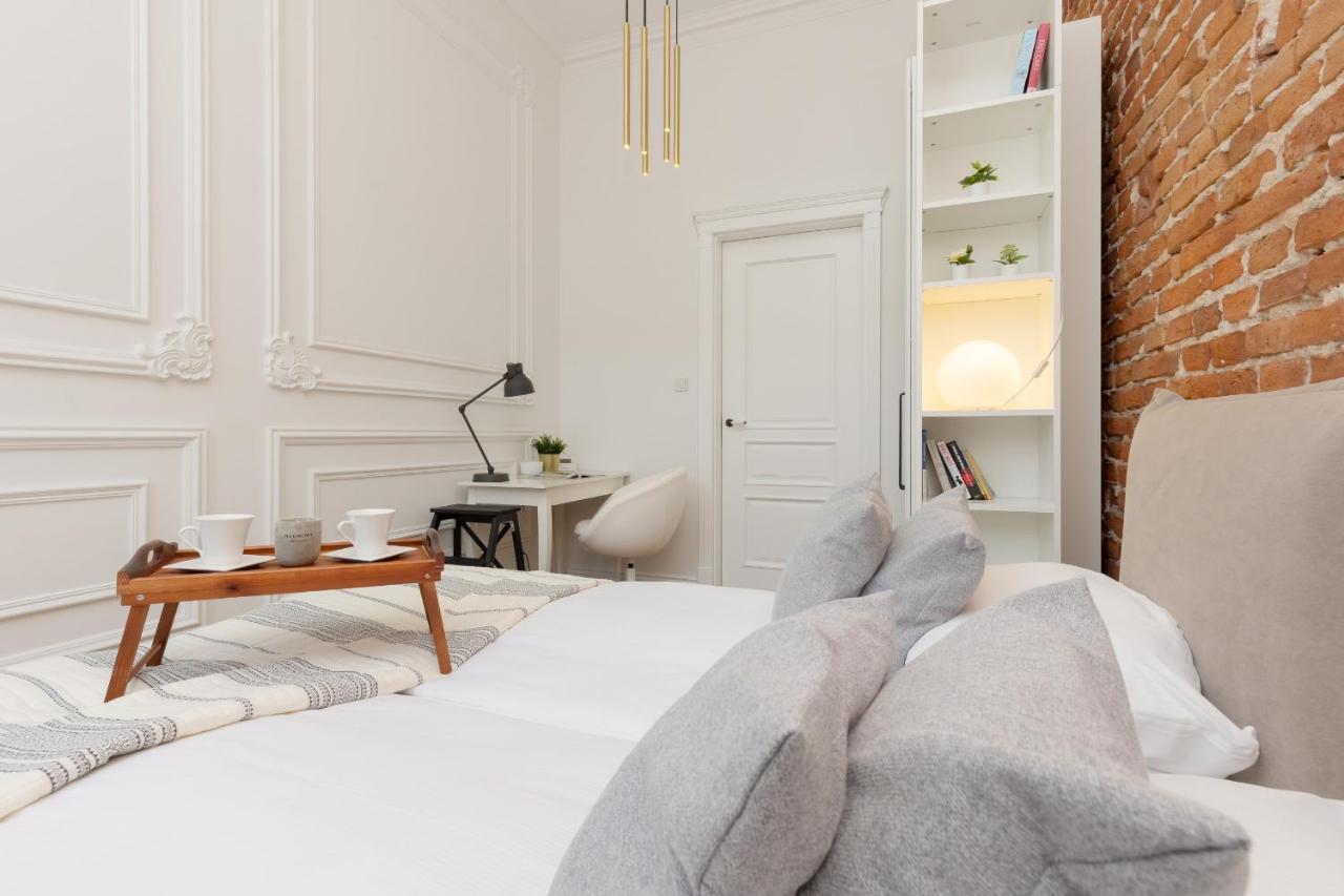 Apartment Strzelecka Old Town Cracow By Renters Prestige Krakow Exterior photo