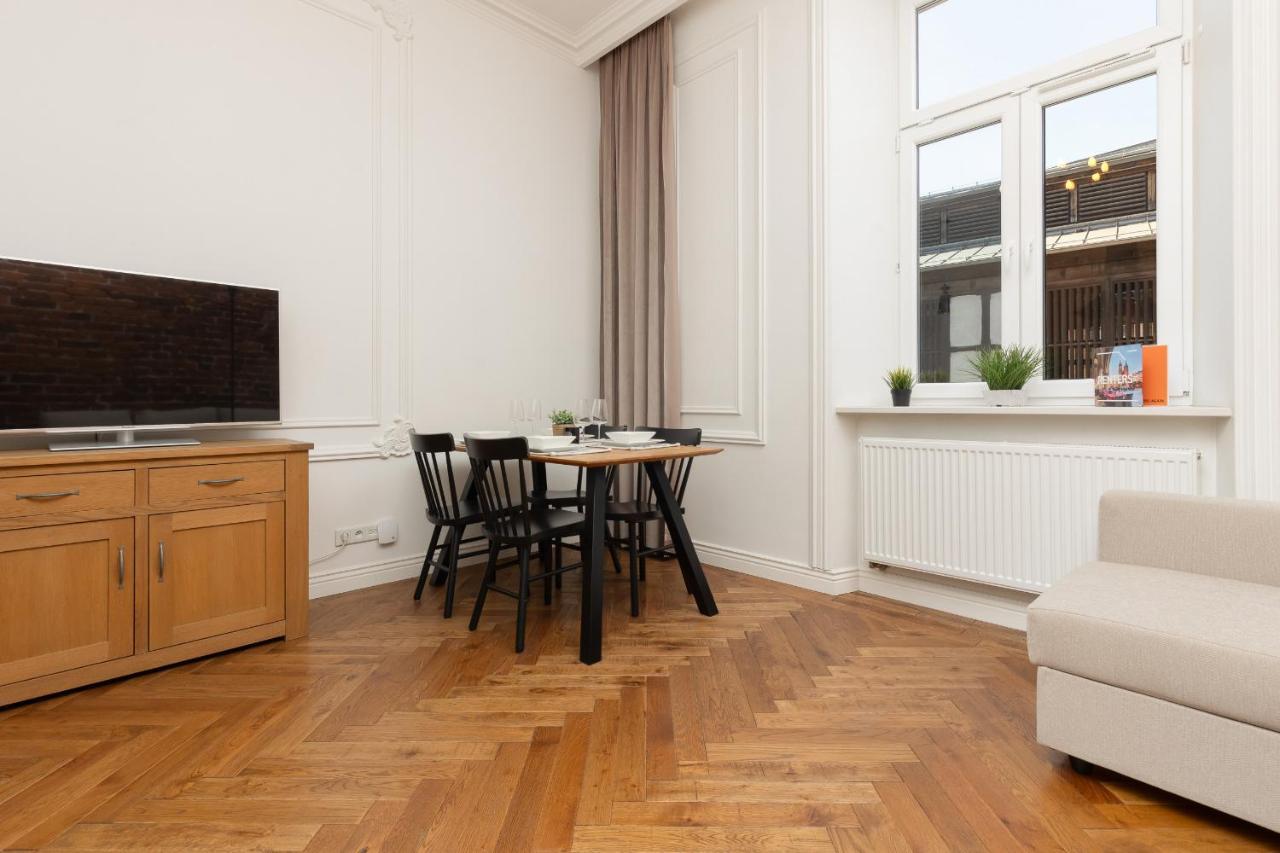 Apartment Strzelecka Old Town Cracow By Renters Prestige Krakow Exterior photo